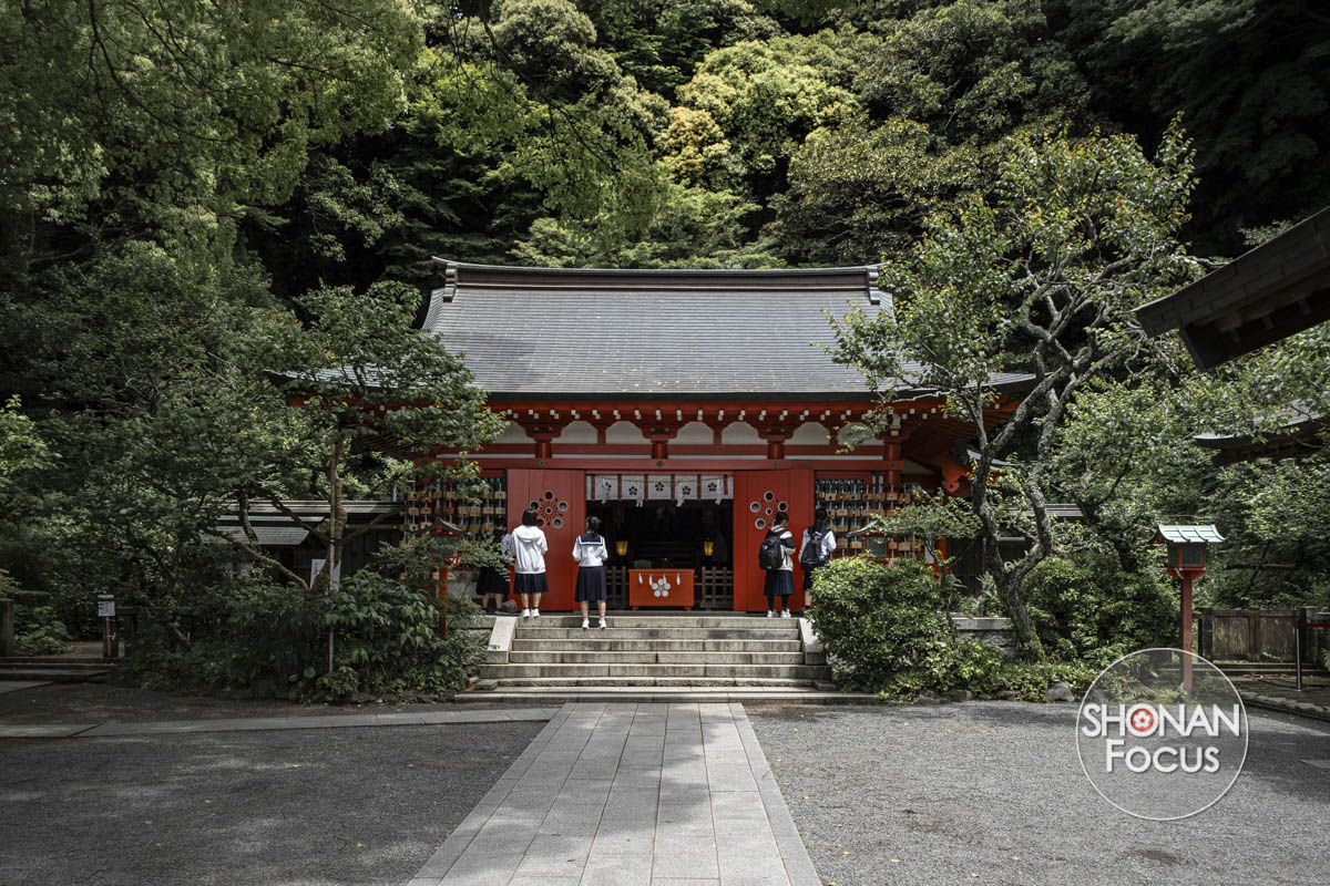 Egara Tenjin-sha est un sanctuaire shinto situé à Kamakura